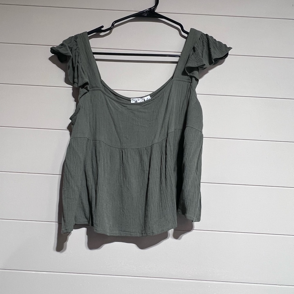 Women's Green Ruffle Sleeve Top